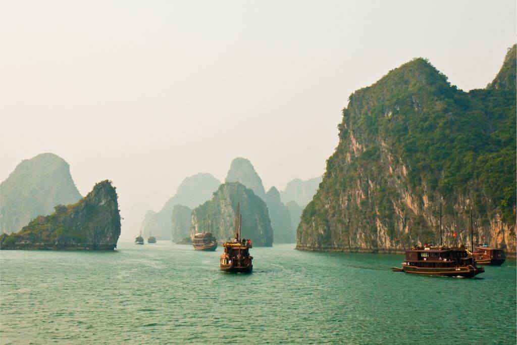 Vietnam in 14 Days: A Journey from North to South