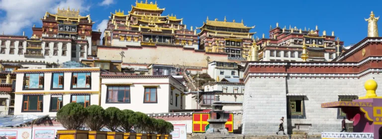 Romantic Tibet: 8 slow days, one very good room