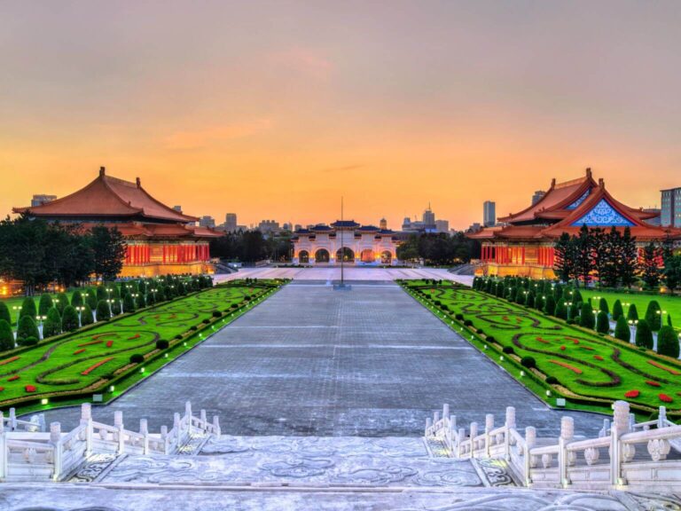 Classic Taiwan in 10 days: Taipei, the east coast and Tainan
