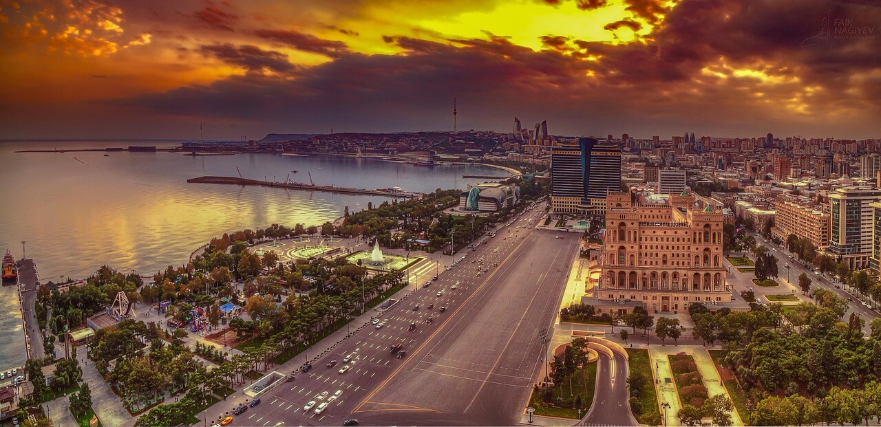 Boutique Azerbaijan in 8 days: four buildings worth the rate