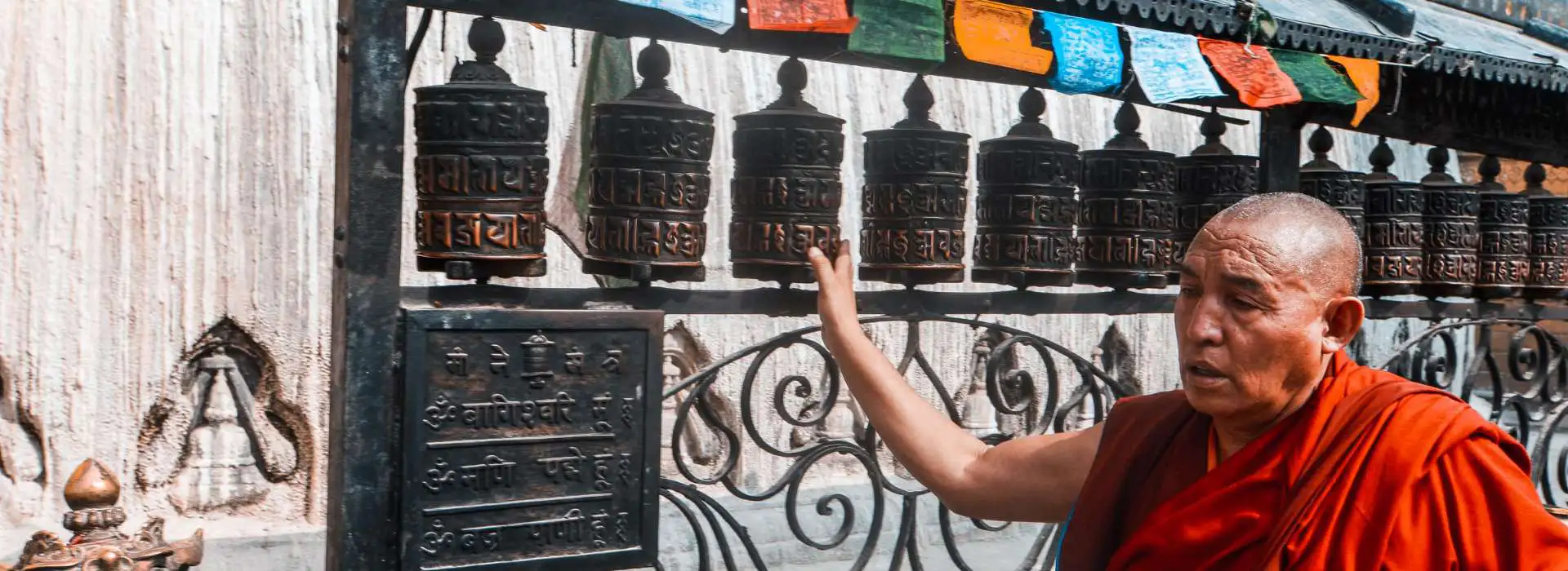 Romantic Nepal: 11 slow days for two