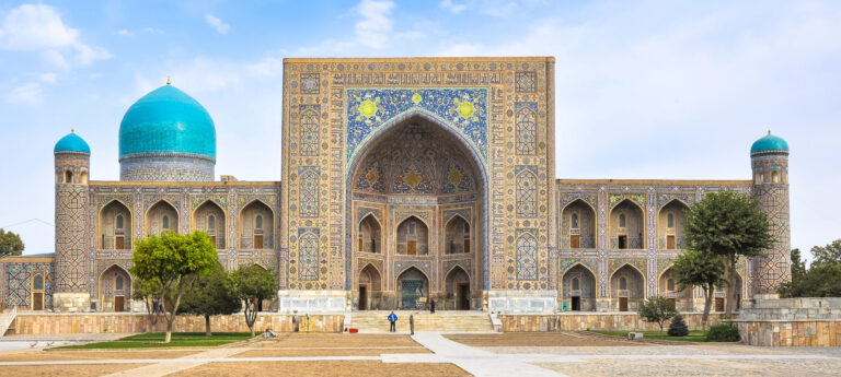 Boutique Uzbekistan in 10 days: courtyards, caravanserai and cool rooms